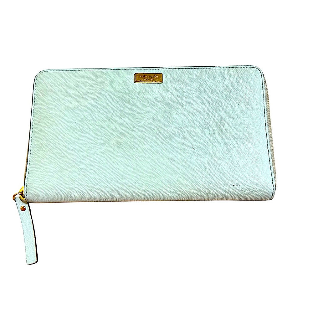 ⭐️BOGO 50% off ⭐️ Kate Spade mint travel Zip Around Wallet